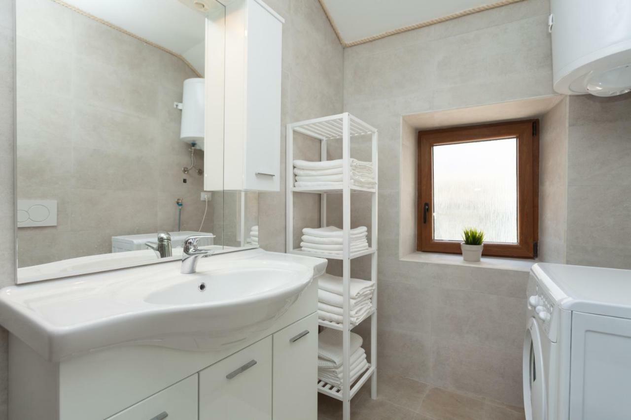 Apartment Mareblu Seaview By Irundo